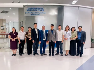 โรงพยาบาลธนบุรี บำรุงเมือง ต้อนรับคณะผู้บริหารจากประเทศเวียดนาม